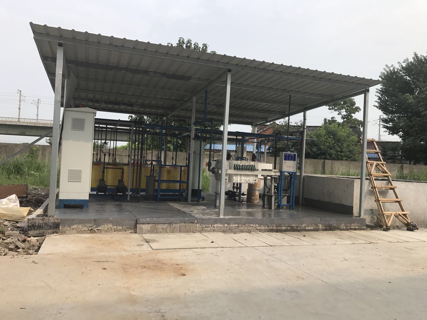 電鍍廢水如何實(shí)現(xiàn)零排放處理<div   id=